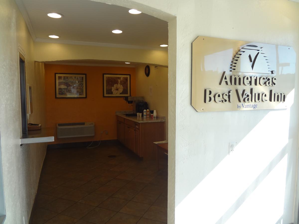 Americas Best Value Inn - Goldsboro Exterior foto